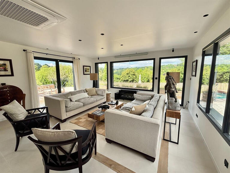 Maison Vieux-Bourg - 5 chambres - 220m²