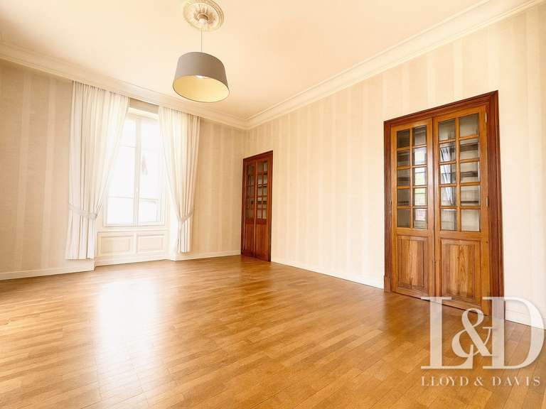 House Vif - 6 bedrooms - 237m²