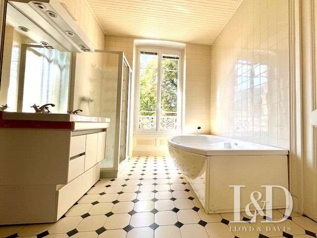 House Vif - 6 bedrooms - 237m²