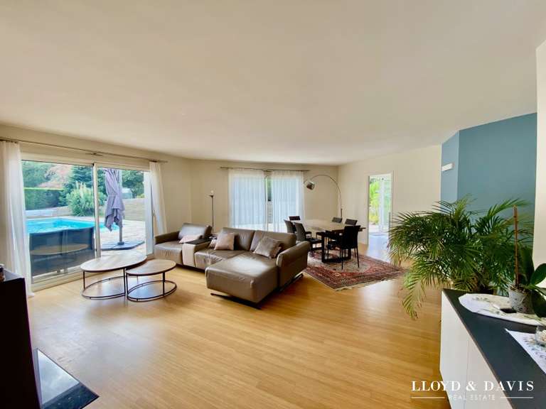 Maison Vigneux-de-Bretagne - 5 chambres - 174m²