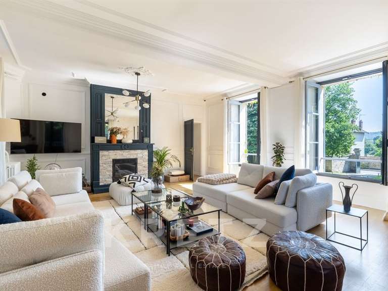 Maison Vigny - 5 chambres - 390m²