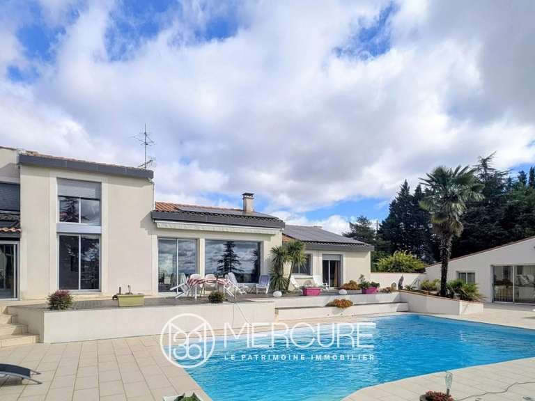 House Vigoulet-Auzil - 5 bedrooms - 276m²