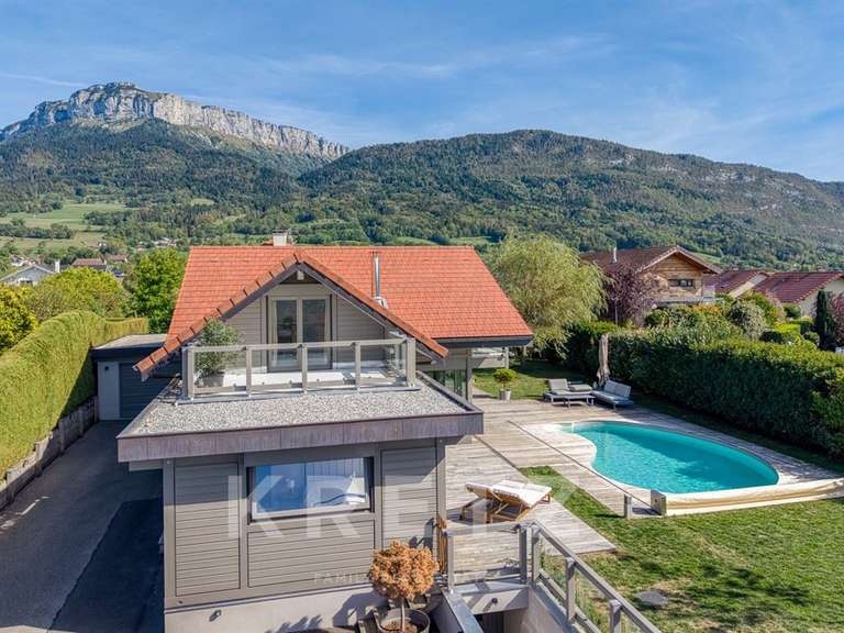 Maison Villaz - 5 chambres - 168m²