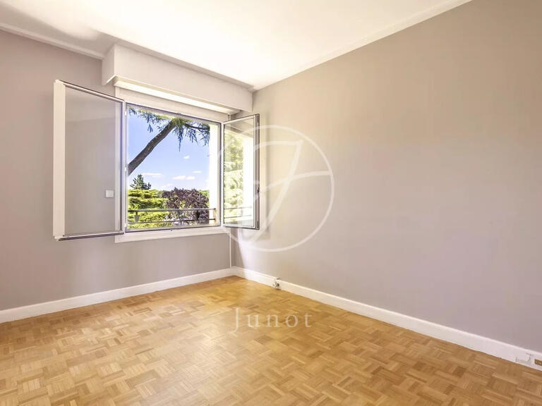 Appartement Ville-d'Avray - 4 chambres - 188m²