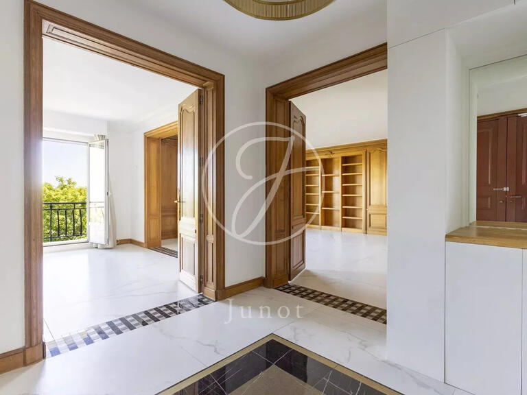 Appartement Ville-d'Avray - 4 chambres - 188m²