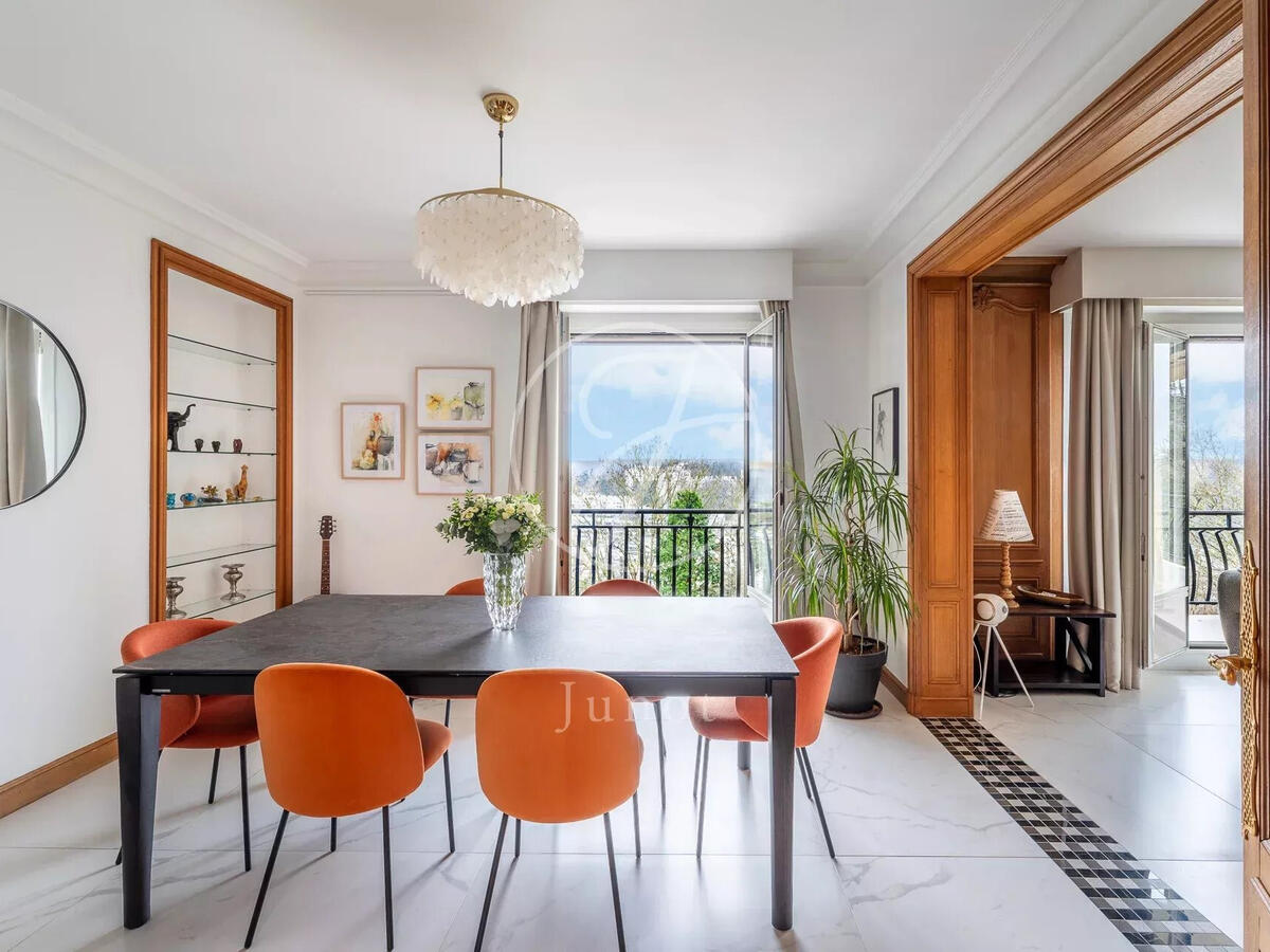 Apartment Ville-d'Avray