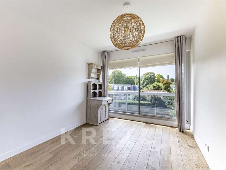 Appartement Ville-d'Avray - 3 chambres - 138m²