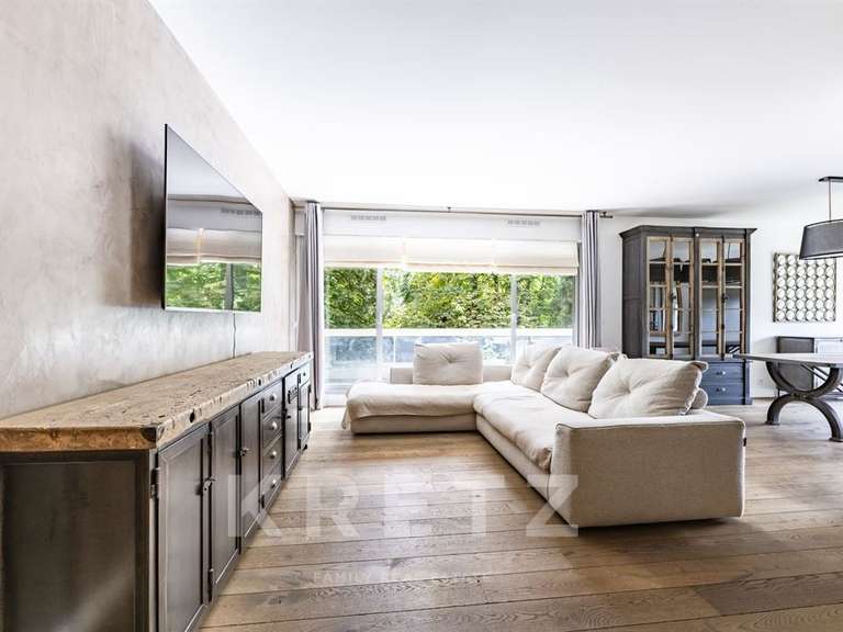 Appartement Ville-d'Avray - 3 chambres - 138m²