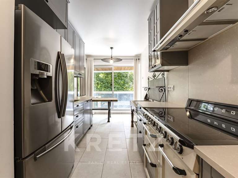 Appartement Ville-d'Avray - 3 chambres - 138m²