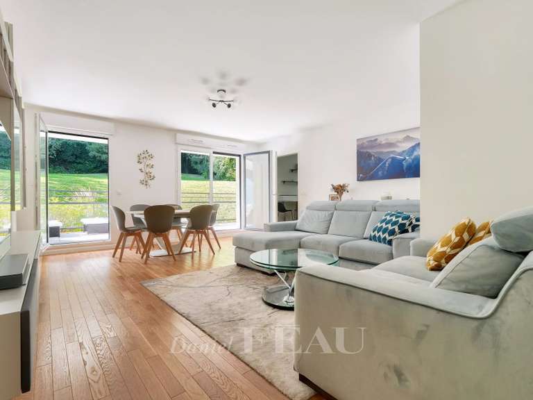 Apartment Ville-d'Avray - 4 bedrooms - 107m²