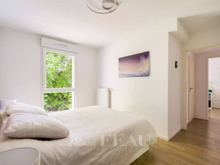 Apartment Ville-d'Avray - 4 bedrooms - 107m²