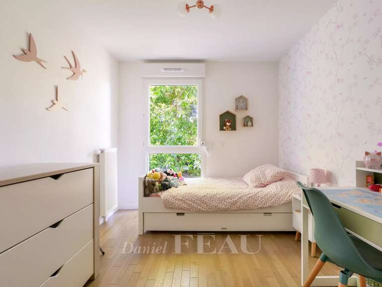 Apartment Ville-d'Avray - 4 bedrooms - 107m²