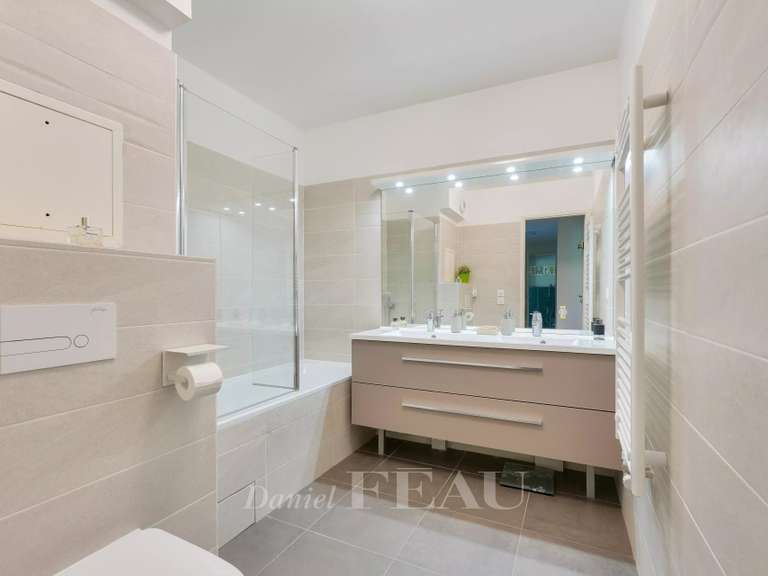 Appartement Ville-d'Avray - 4 chambres - 107m²