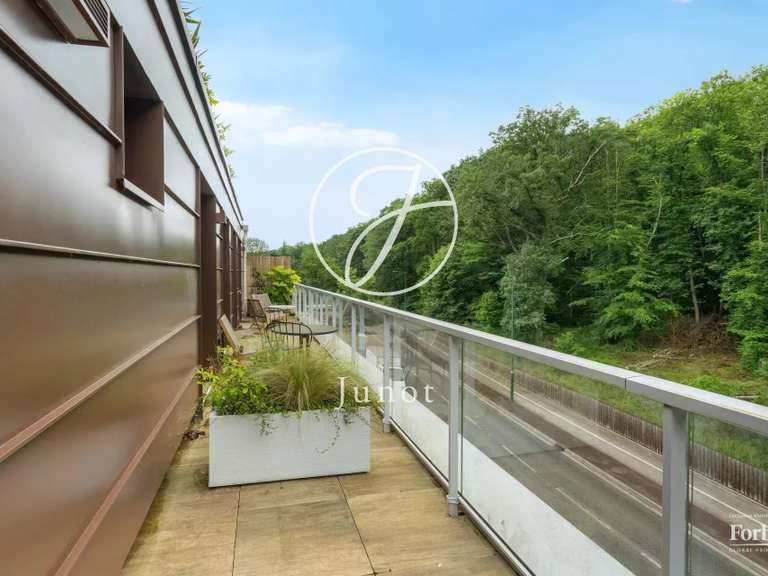 Apartment Ville-d'Avray - 4 bedrooms - 242m²