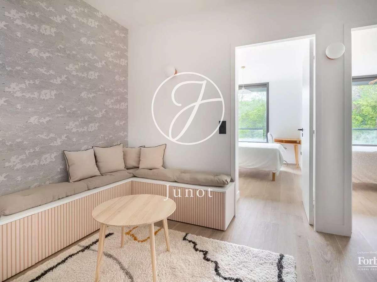 Apartment Ville-d'Avray