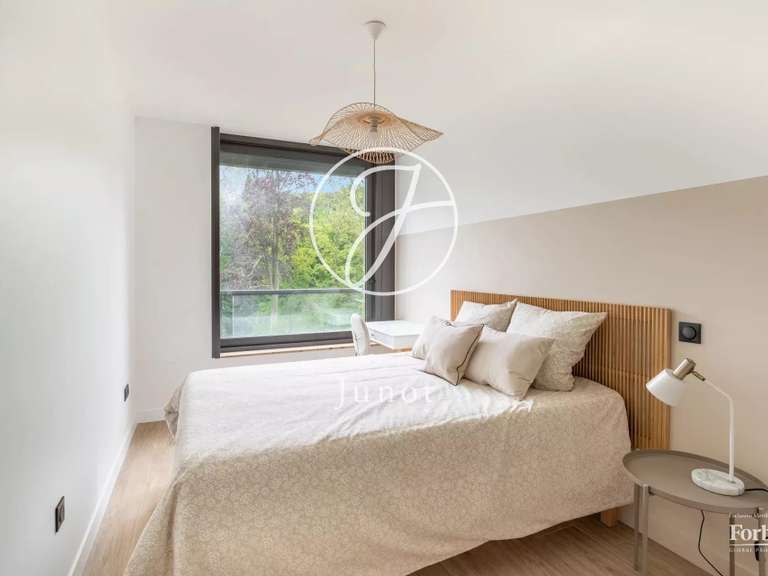 Apartment Ville-d'Avray - 4 bedrooms - 242m²