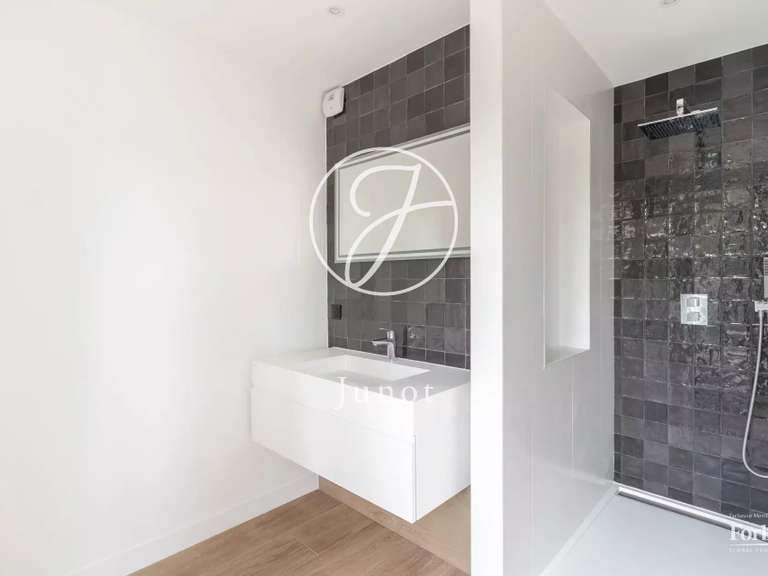 Apartment Ville-d'Avray - 4 bedrooms - 242m²