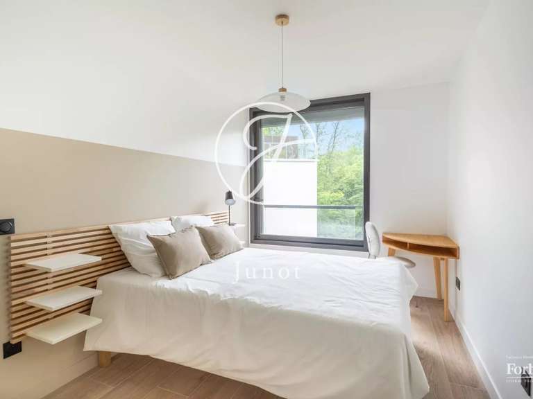 Apartment Ville-d'Avray - 4 bedrooms - 242m²
