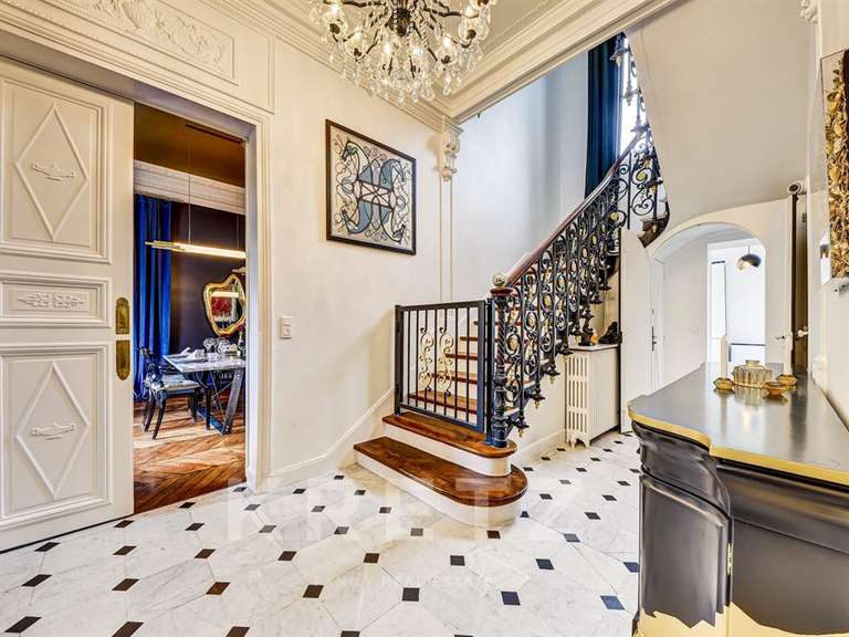 Maison Ville-d'Avray - 6 chambres - 382m²