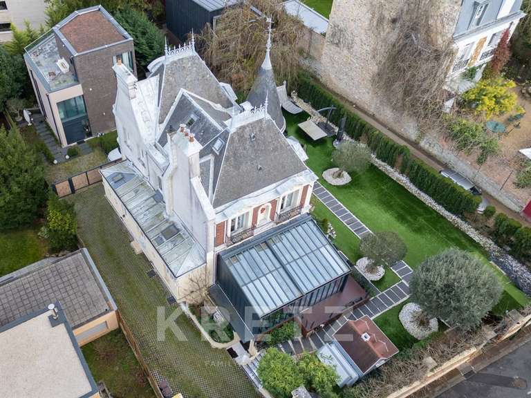 Maison Ville-d'Avray - 6 chambres - 382m²