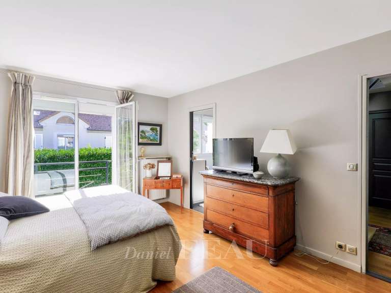 Maison Ville-d'Avray - 4 chambres - 300m²