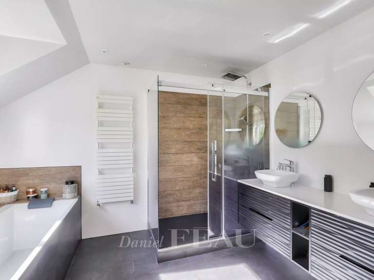 Maison Ville-d'Avray - 4 chambres - 300m²