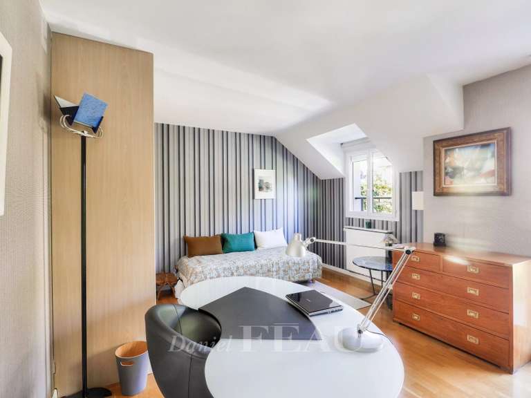 Maison Ville-d'Avray - 4 chambres - 300m²