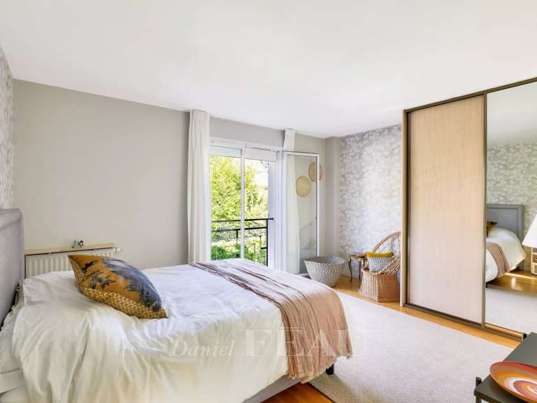 Maison Ville-d'Avray - 4 chambres - 300m²