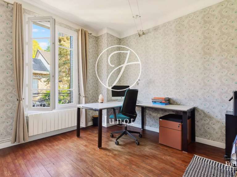 Maison Ville-d'Avray - 5 chambres - 197m²