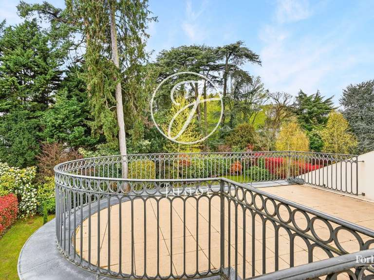 Maison Ville-d'Avray - 5 chambres - 550m²