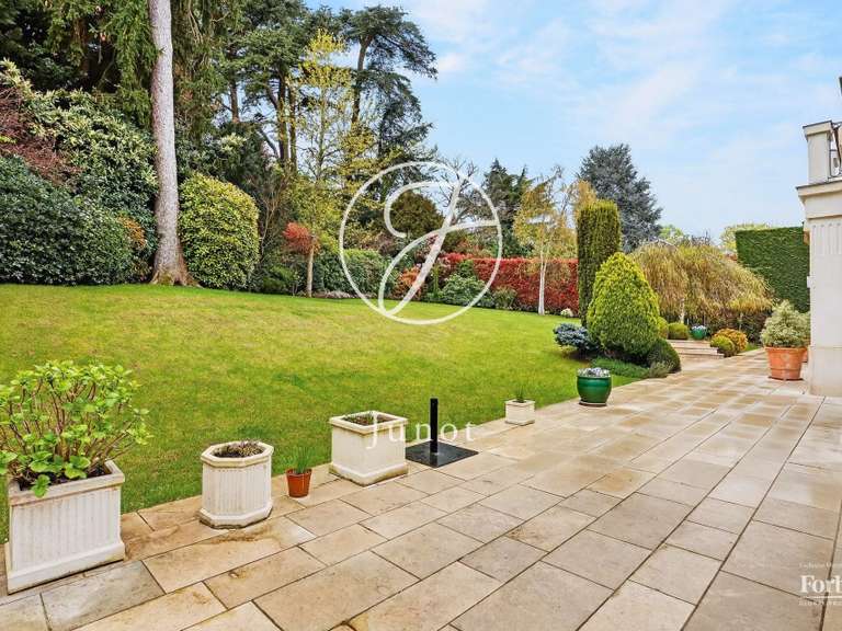 Maison Ville-d'Avray - 5 chambres - 550m²
