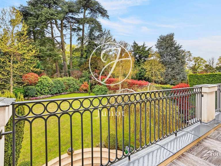Maison Ville-d'Avray - 5 chambres - 550m²