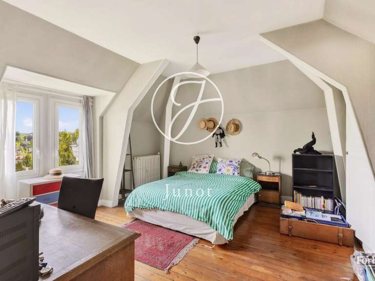 Maison Ville-d'Avray - 5 chambres - 350m²