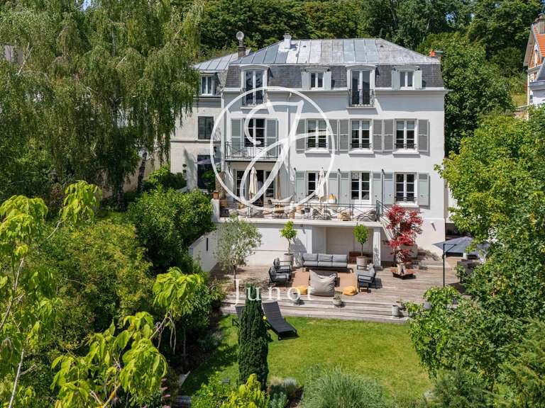Maison Ville-d'Avray - 6 chambres - 260m²