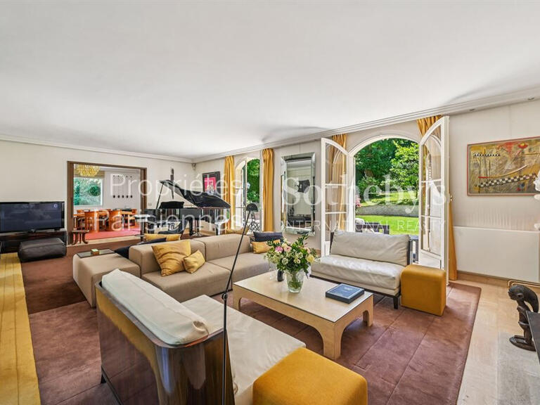 Propriété Ville-d'Avray - 4 chambres - 430m²