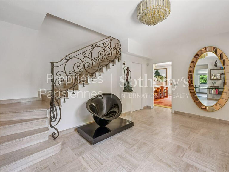 Propriété Ville-d'Avray - 4 chambres - 430m²