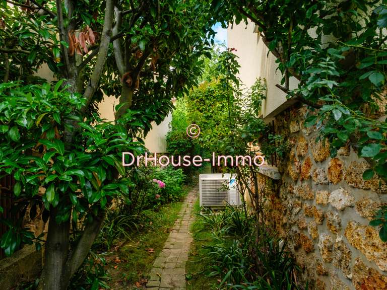 Villa Ville-d'Avray - 5 chambres - 170m²