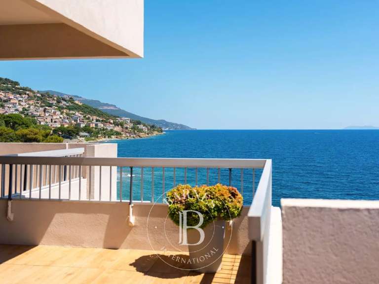 Appartement Ville-di-Pietrabugno - 4 chambres - 220m²