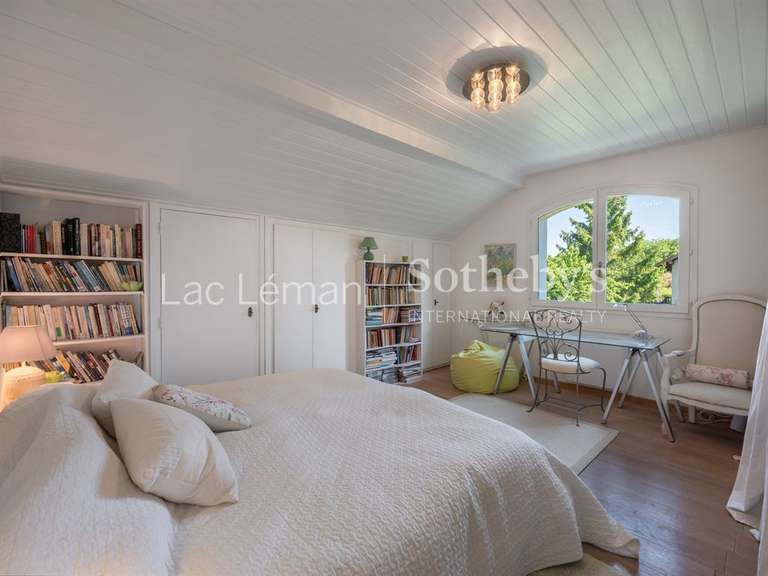 Maison Ville-la-Grand - 4 chambres - 180m²