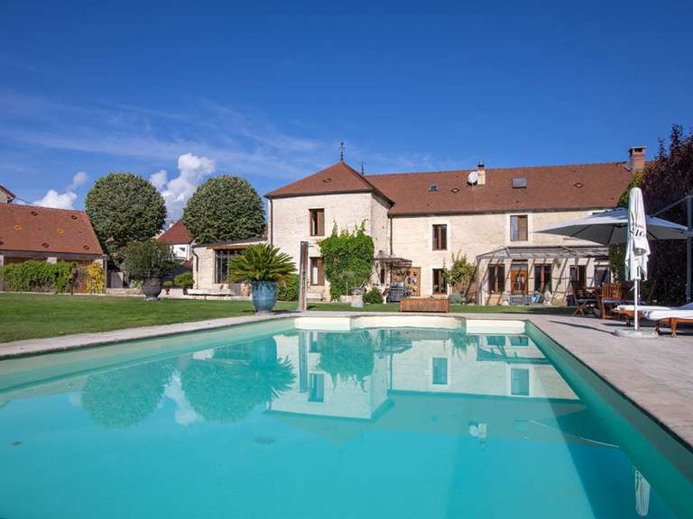 Maison Villecomte - 347m²