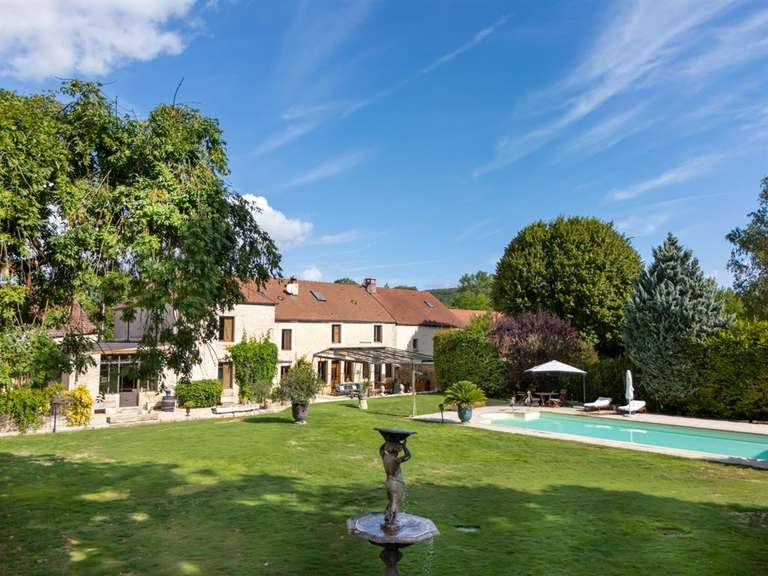 Maison Villecomte - 347m²