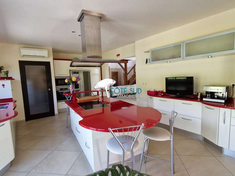 Maison Villecroze - 5 chambres - 220m²