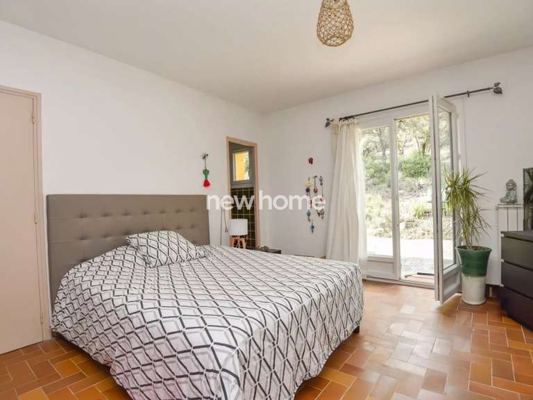 Maison Villecroze - 4 chambres - 241m²