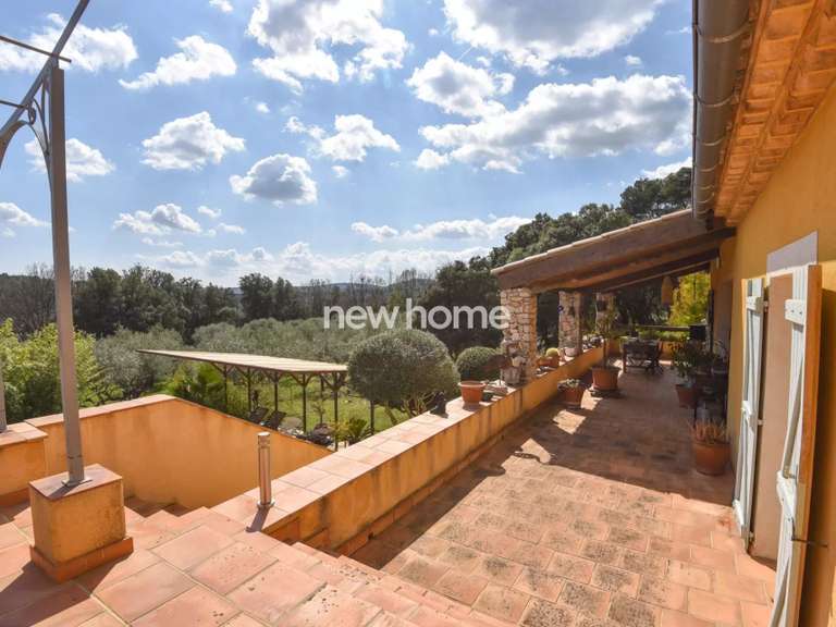 Maison Villecroze - 4 chambres - 241m²