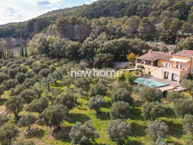 Maison Villecroze - 4 chambres - 241m²