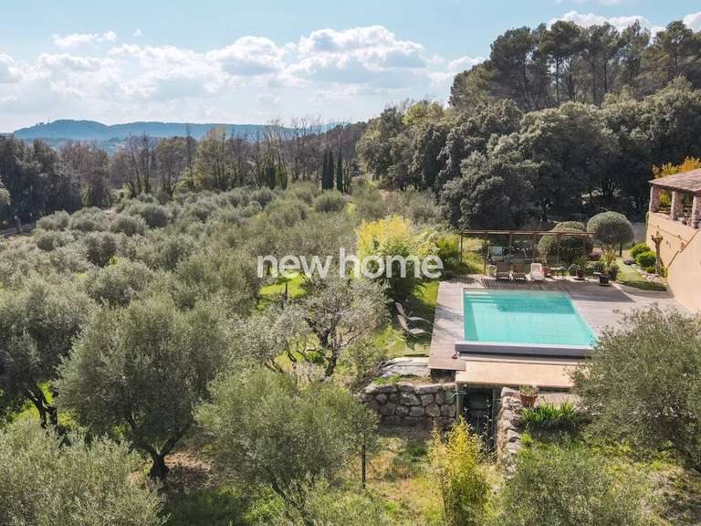 Maison Villecroze - 4 chambres - 241m²