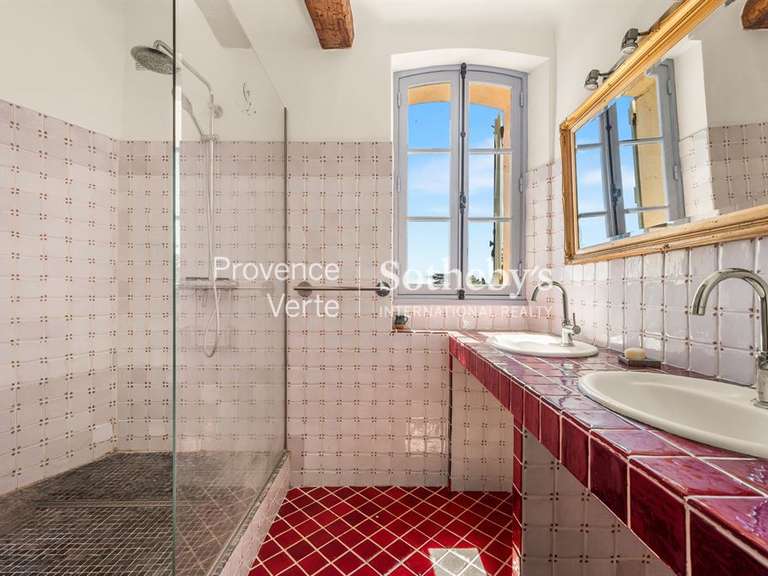 Maison Villecroze - 212m²
