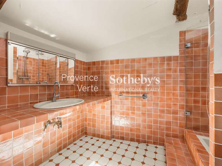 Maison Villecroze - 212m²