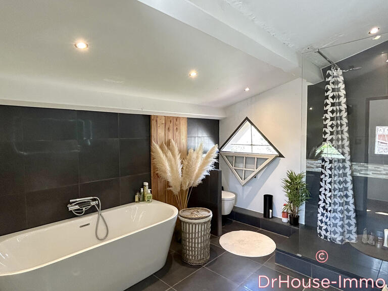 Villa Villecroze - 4 chambres - 175m²
