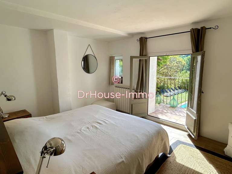 Villa Villecroze - 6 chambres - 180m²